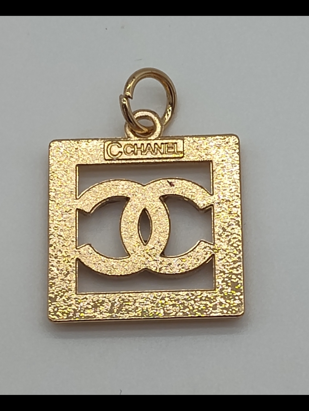 CHANEL Rhinestone Crystal CC Framed Zipper PullCharm Gold Tone Logo 0.85" EUC - Picture 3 of 5